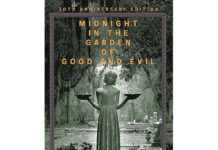 Unveiling Savannah’s Mystique: A Review of Midnight in the Garden of Good and Evil